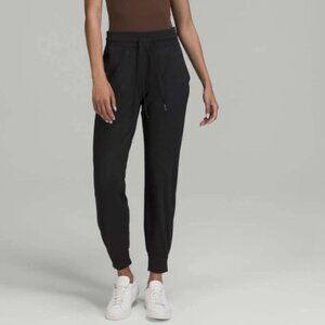 Ready to Rulu Slim-Fit High-Rise Jogger